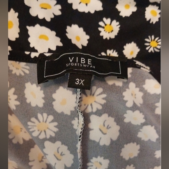Vibe Sportswear Black Floral Keyhole Swing Dress Size 3X has Pockets - Picture 6 of 7
